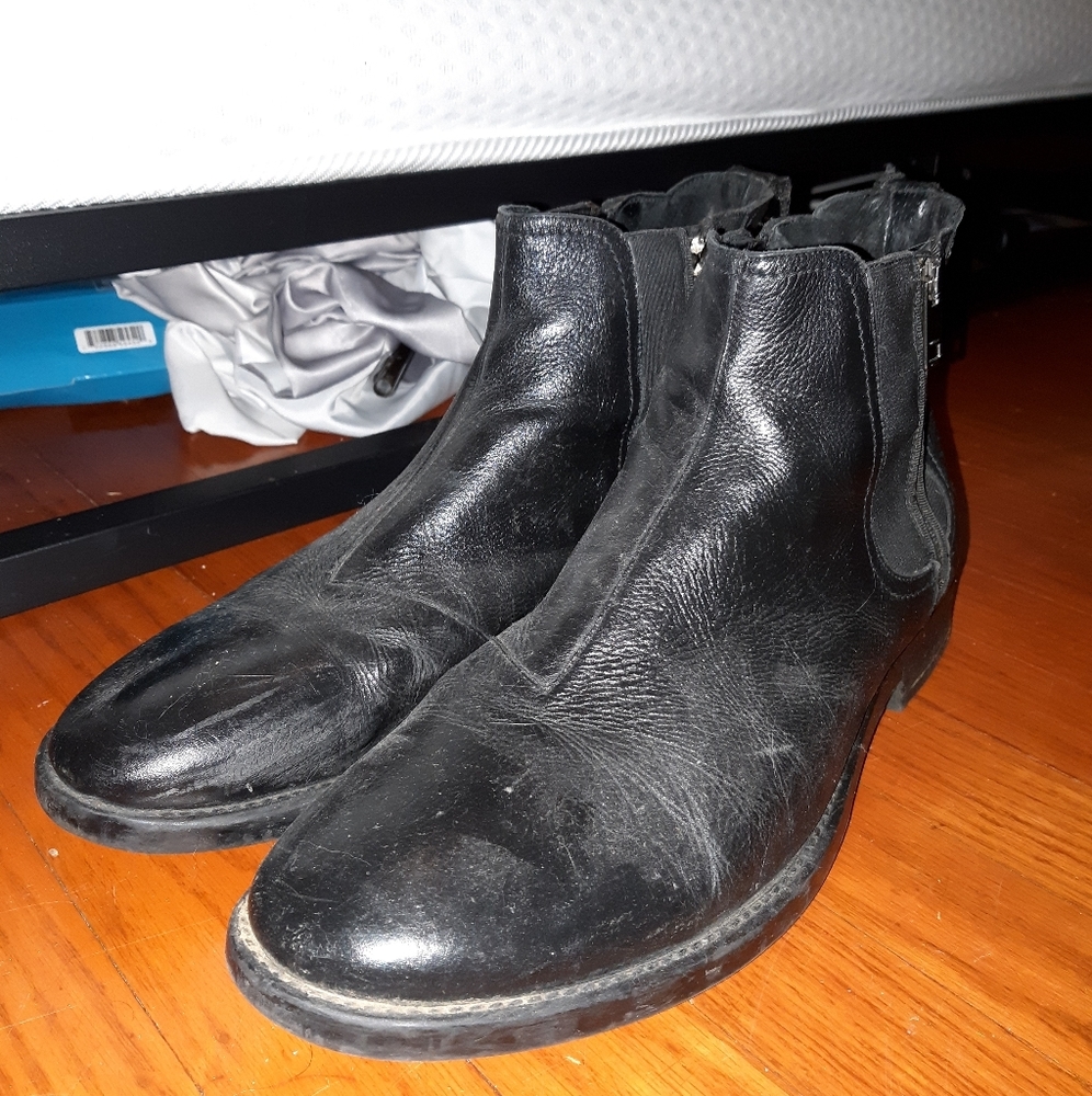 Diesel size 11 boots